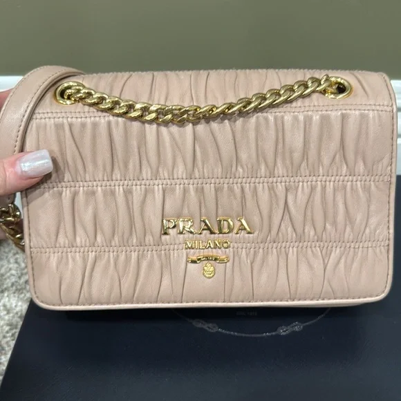 ❌SOLD❌Prada beige Napa Gaugre Crossbody gold hardware comes in full kit box - Picture 2 of 7